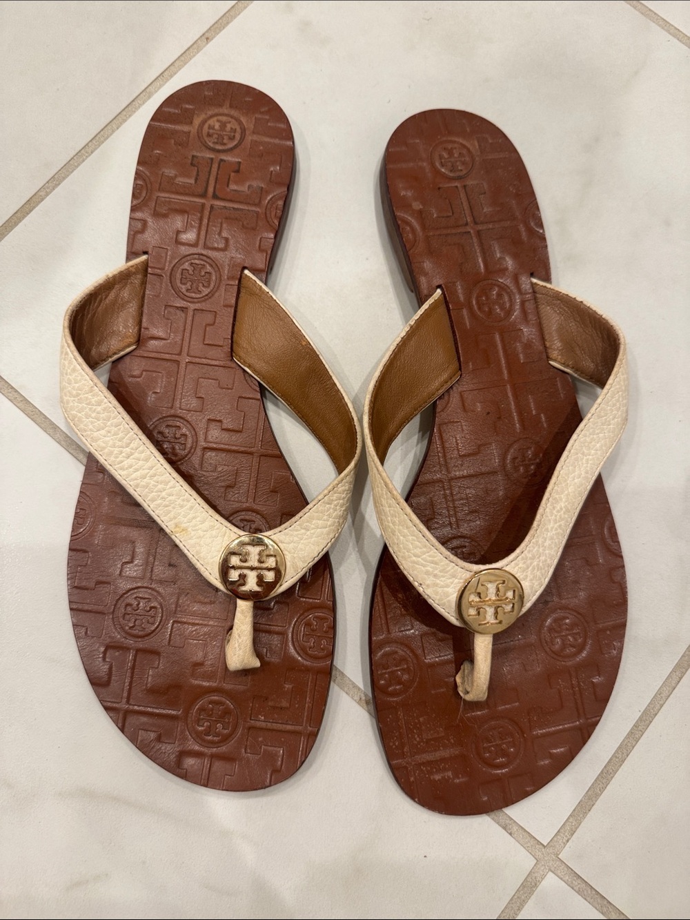 Tory Burch Cream and Brown Leather Thong Sandals with Gold Logo
